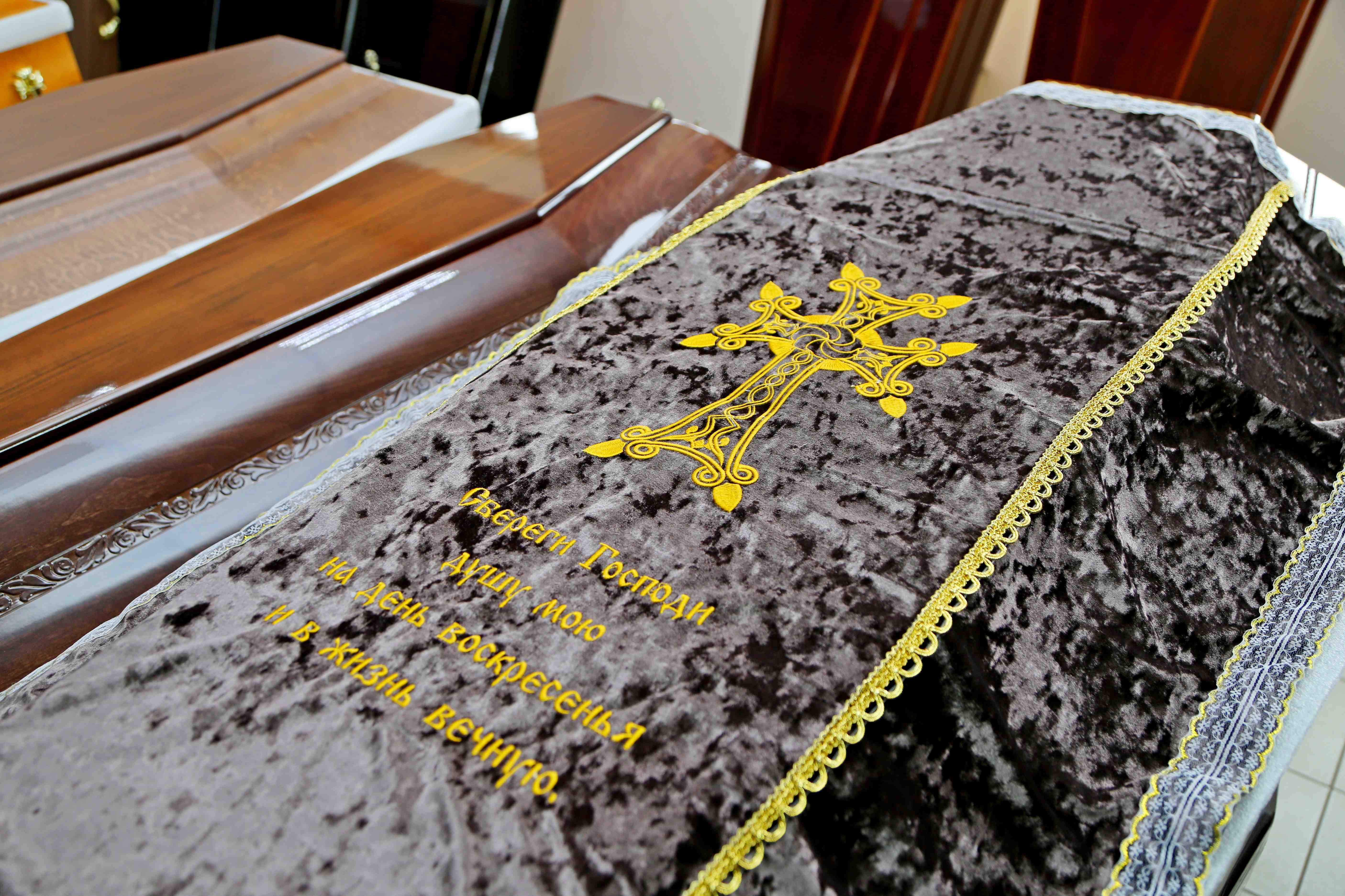 Григорианский коричневый (Вышивка золото) - Фото 1